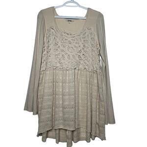Beige Crochet Top Womens Size Medium Long Sleeve knit Flowy Blouse Scoop Neck